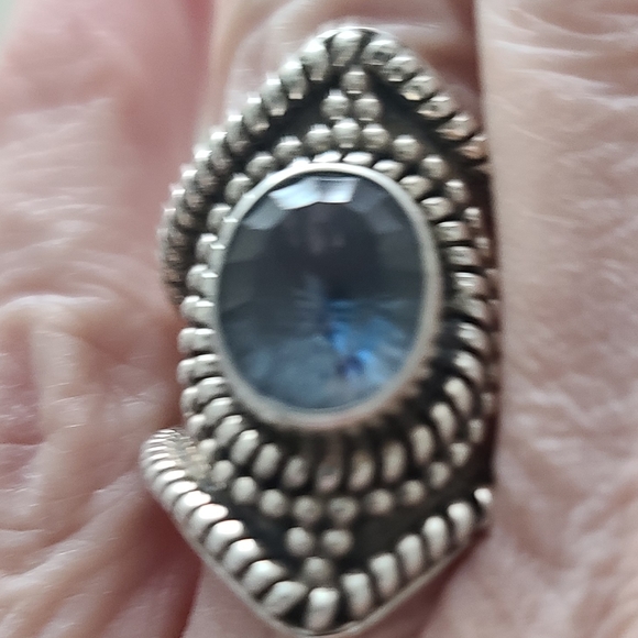 Sterling silver ring - Picture 3 of 9